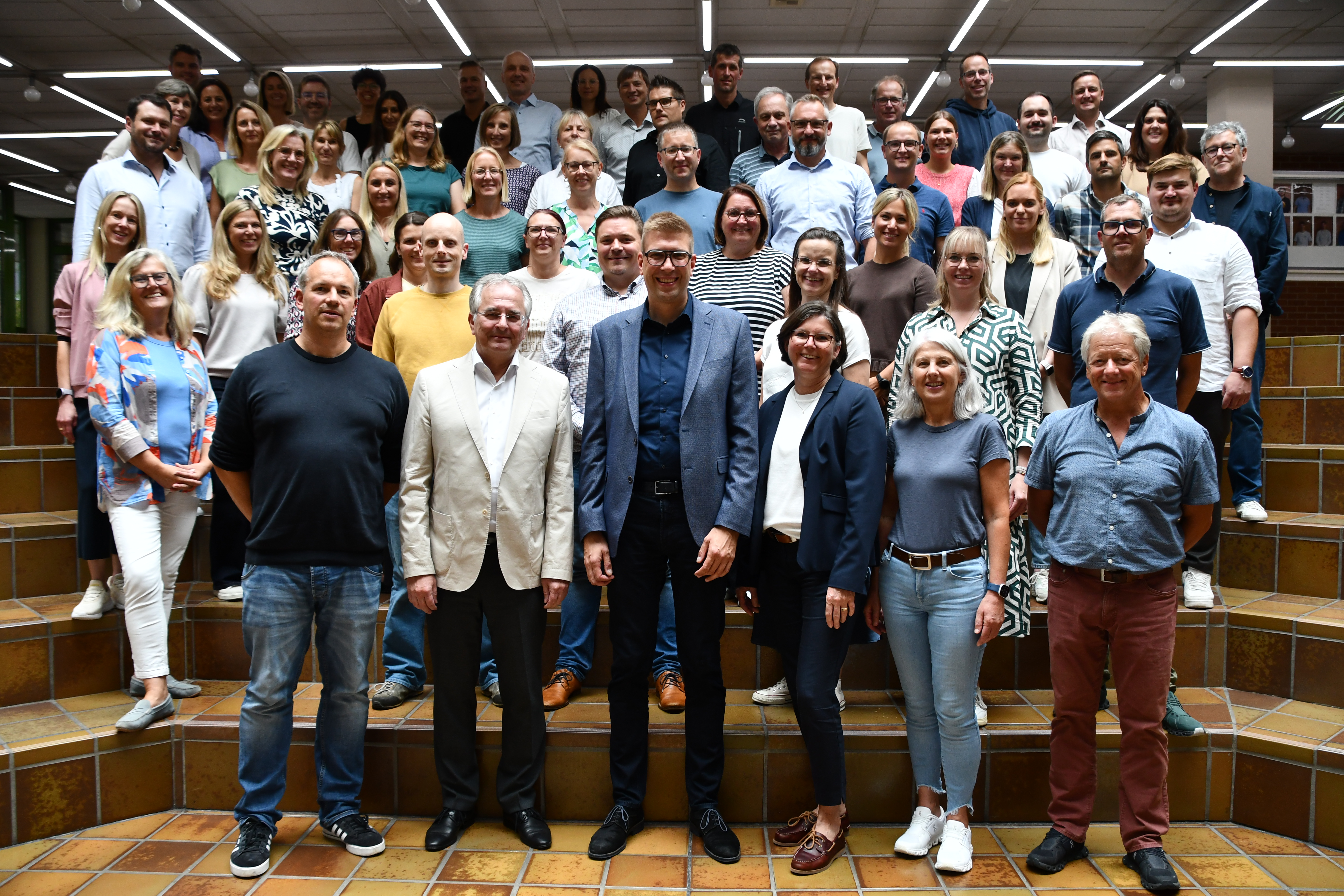 Lehrerfoto 26 27